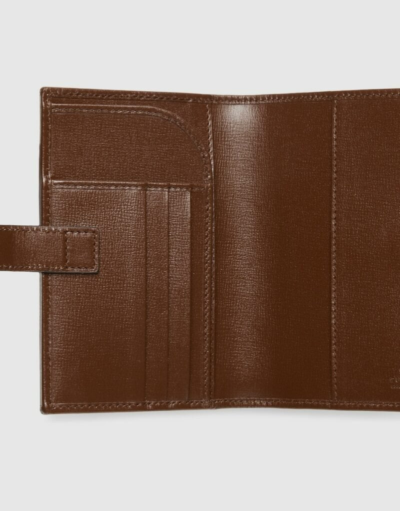 Gucci GG Passport Case With Interlocking G Beige 8.1 in/ 20.5 cm