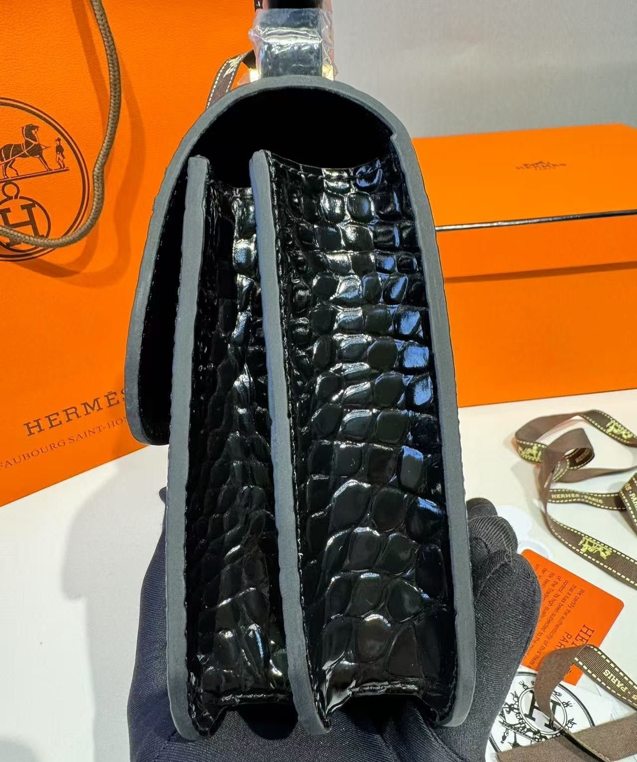 Hermes Constance 23 Pattern Crocodile Black For Women, Women’s Handbags, Shoulder Bag 9in/23cm