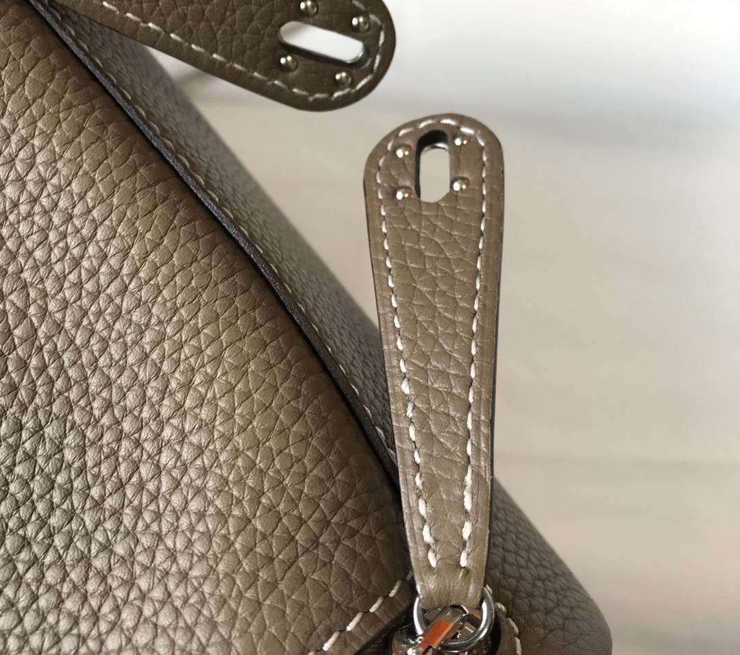 Hermes Lindy Mini Bag Brown For Women, Women’s Handbags, Shoulder And Crossbody Bags 7.5in/19cm