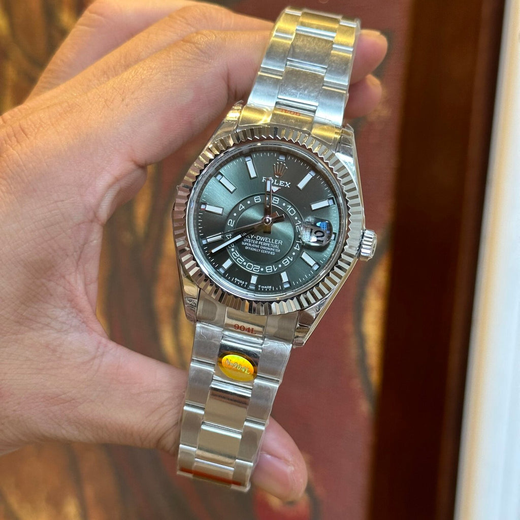 Rolex Sky Dweller 326935 Watch Green Dial 42mm