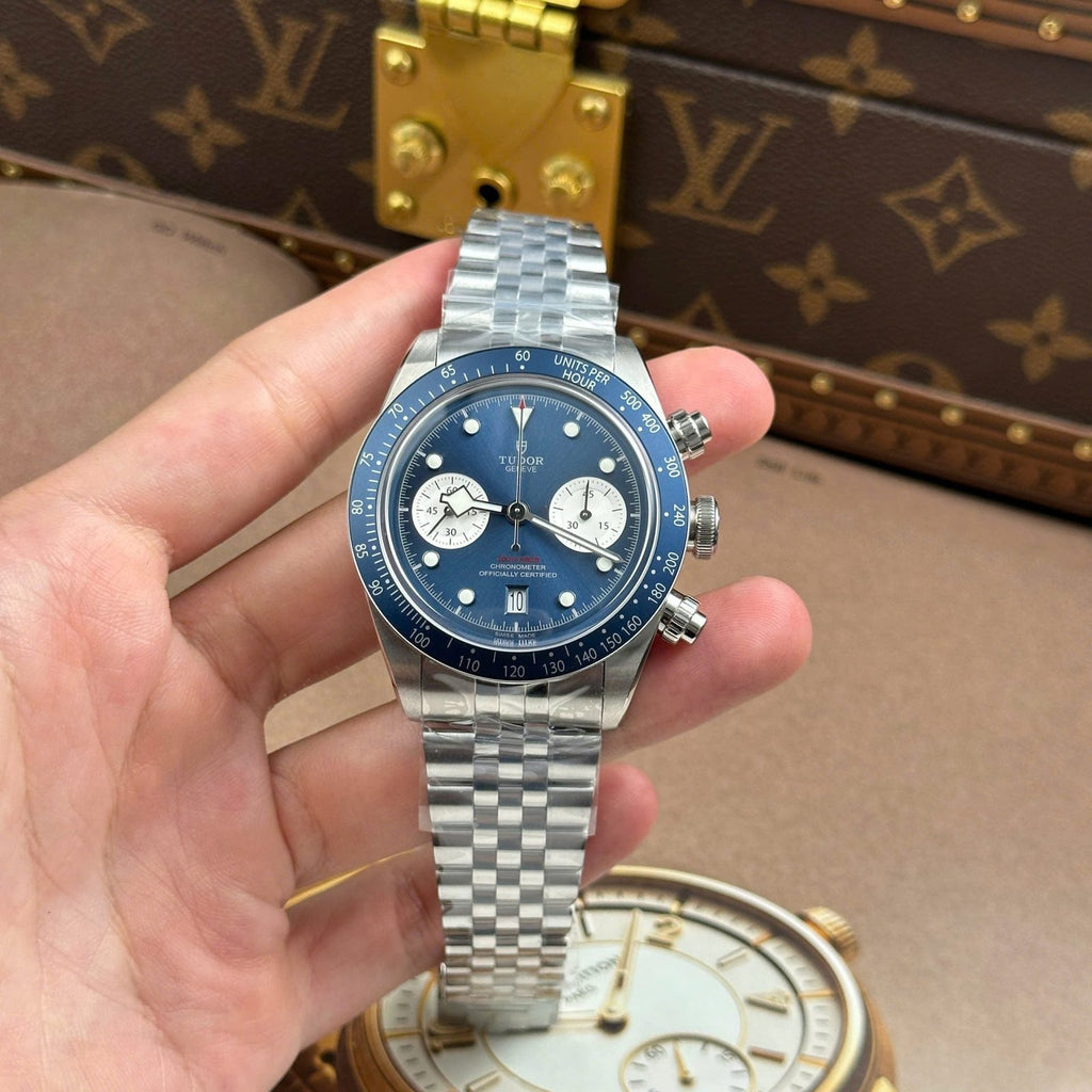 Tudor Black Bay Chronograph Watch Blue Dial Metal Wire 41mm