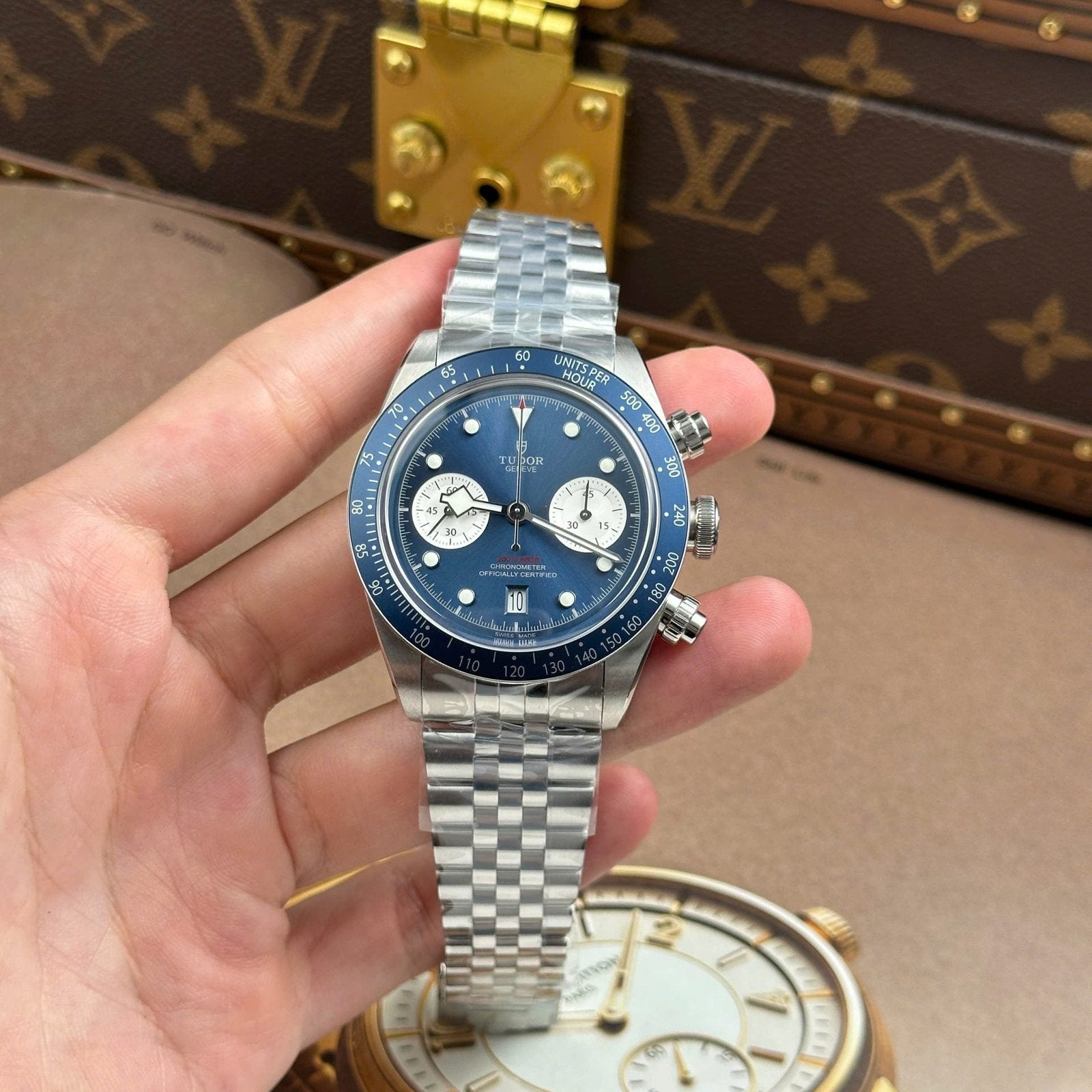 Tudor Black Bay Chronograph Watch Blue Dial Metal Wire 41mm