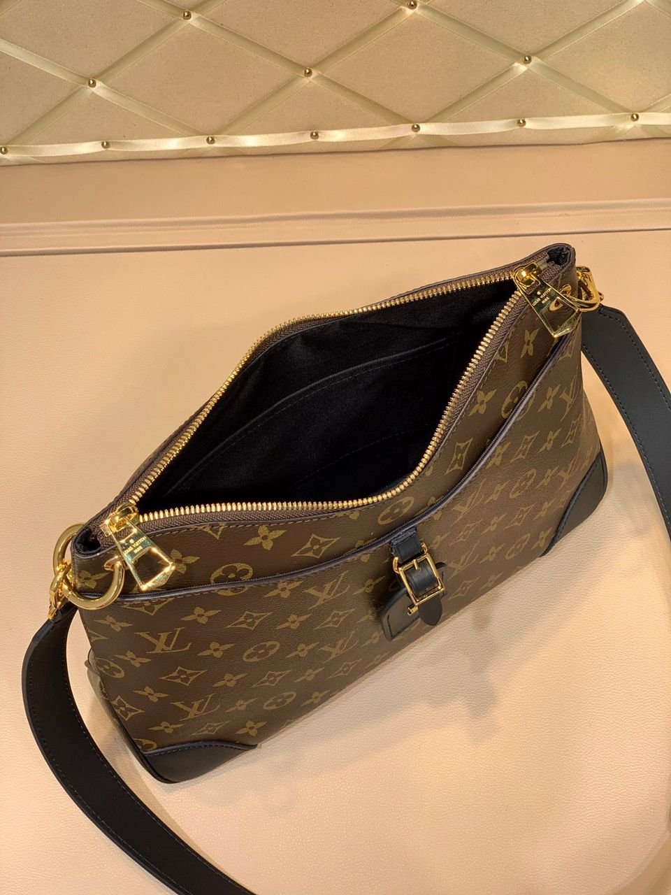 Louis Vuitton Handle Bag 28cm Brown