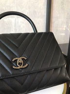 Chanel Maxi Flap Bag 29 cm Black