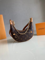 Louis Vuitton Loop Monogram Canvas 23cm
