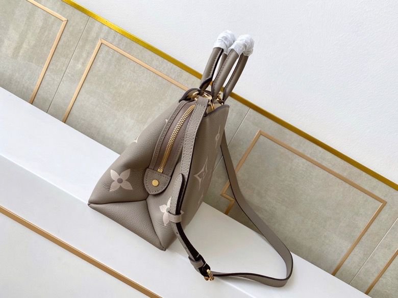 Louis Vuitton Petit Palais 29cm