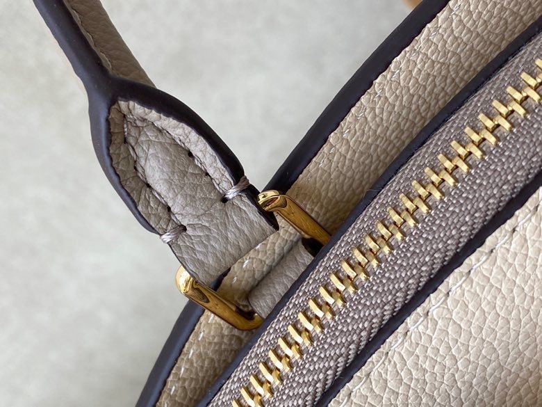 Louis Vuitton Petit Palais 29cm