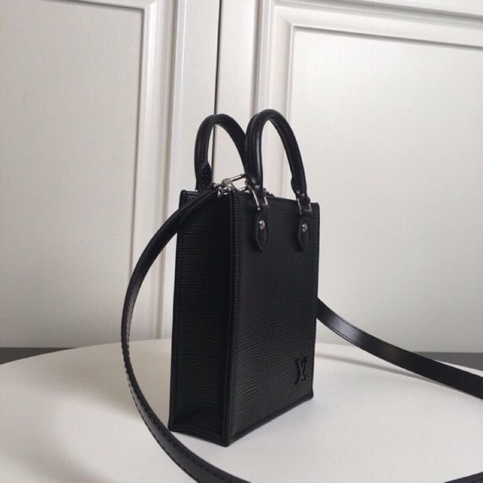 Louis Vuitton Petit Sac Plat 14cm