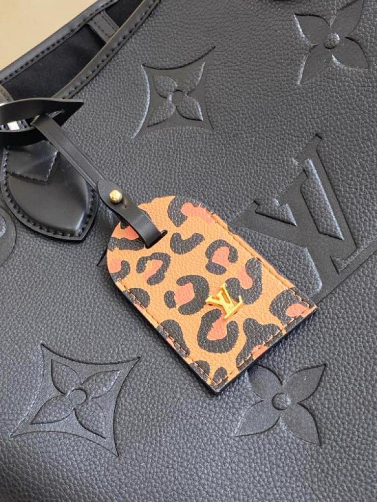 Louis Vuitton Neverfull MM Monogram Empreinte 31cm