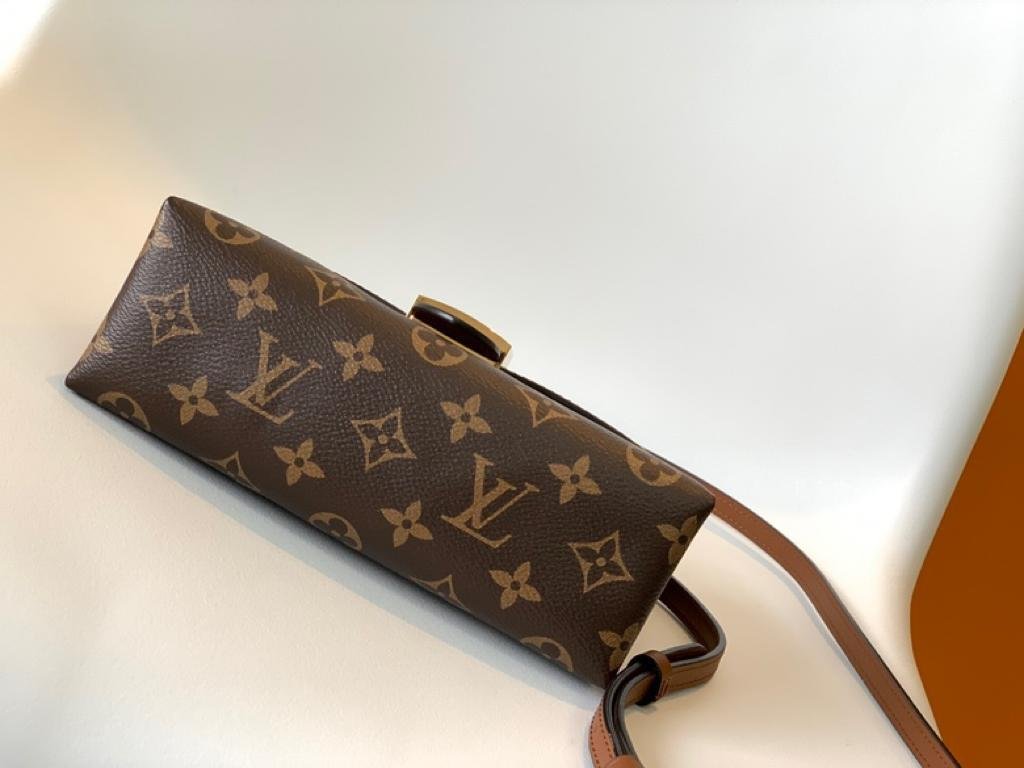 Louis Vuitton Locky BB Monogram Canvas 20cm