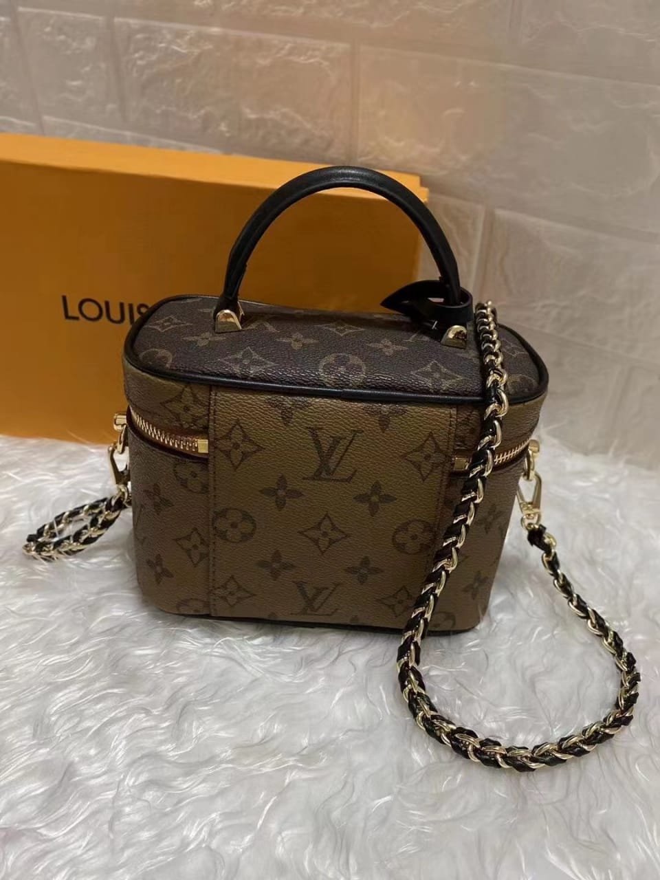 Louis Vuitton Nice BB Vanity Case Bag Monogram Reverse Canvas Fall/Winter Collection M53369, Brown