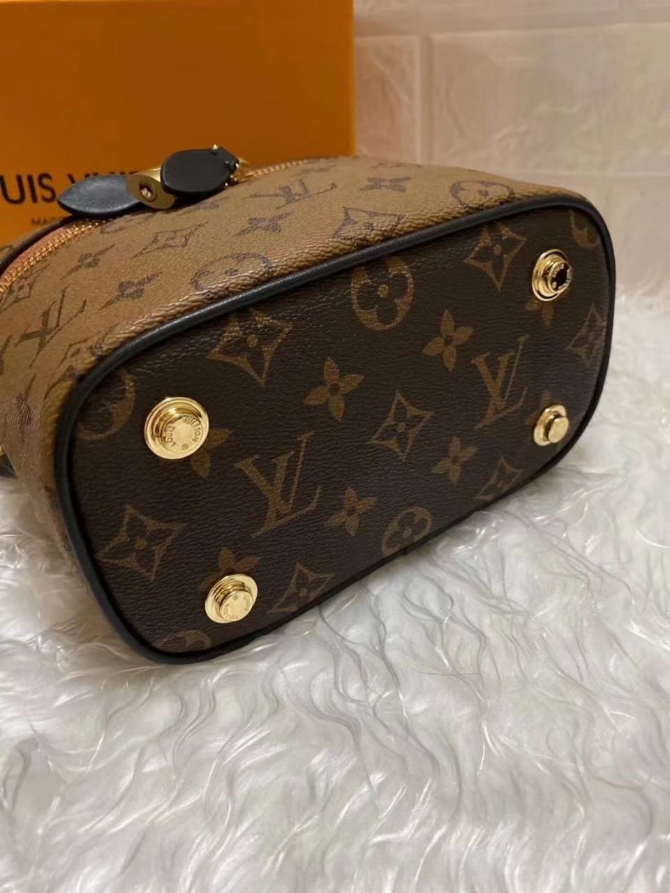 Louis Vuitton Nice BB Vanity Case Bag Monogram Reverse Canvas Fall/Winter Collection M53369, Brown