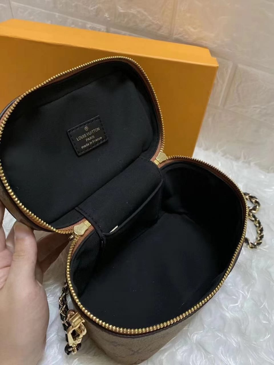 Louis Vuitton Nice BB Vanity Case Bag Monogram Reverse Canvas Fall/Winter Collection M53369, Brown