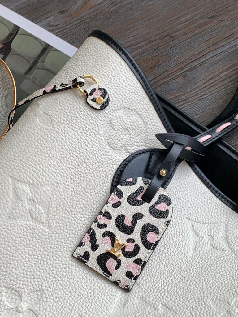 Louis Vuitton Neverfull MM Monogram Empreinte 31cm White