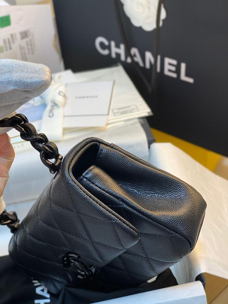 Chanel Classic Flap Bag 20cm Black