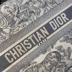 Christian Dior White Handle Bag 37cm
