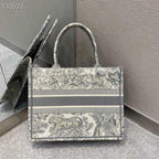 Christian Dior White Handle Bag 37cm