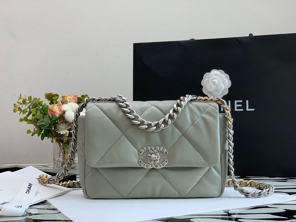 Chanel Flap Bag Classic 26cm Grey