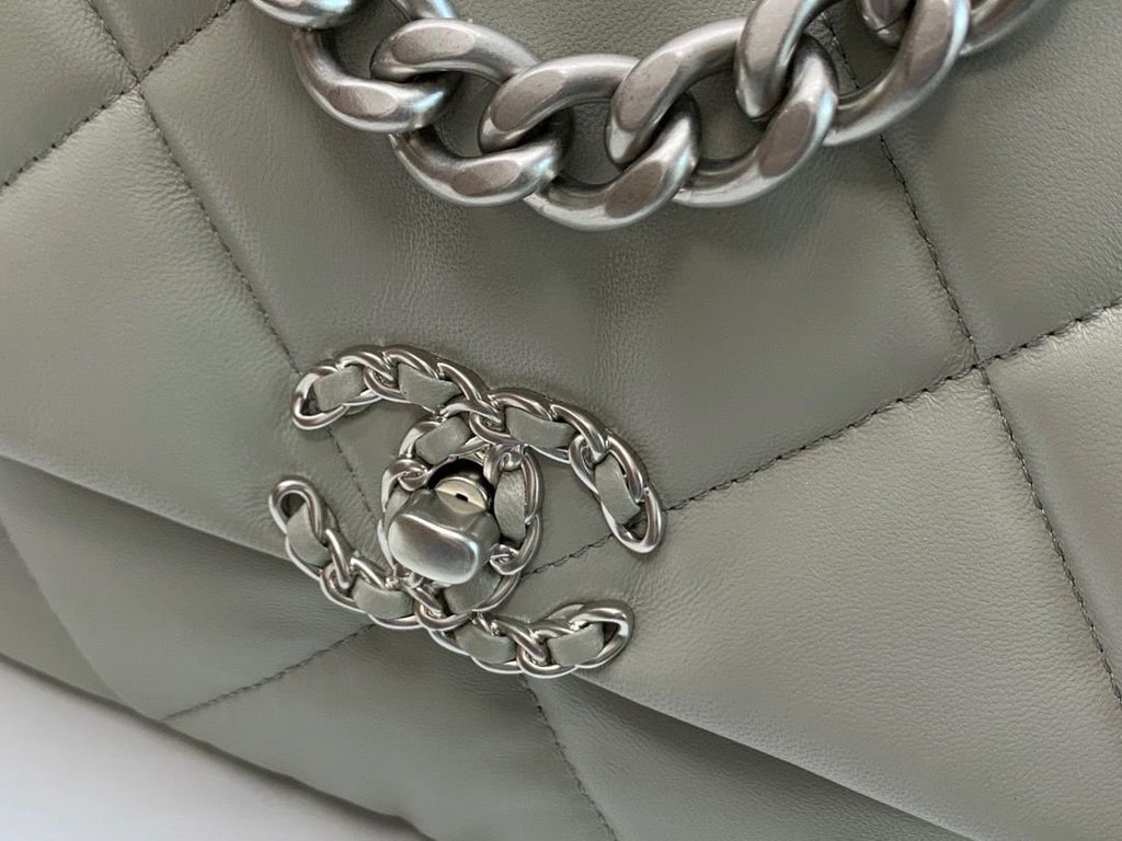 Chanel Flap Bag Classic 26cm Grey
