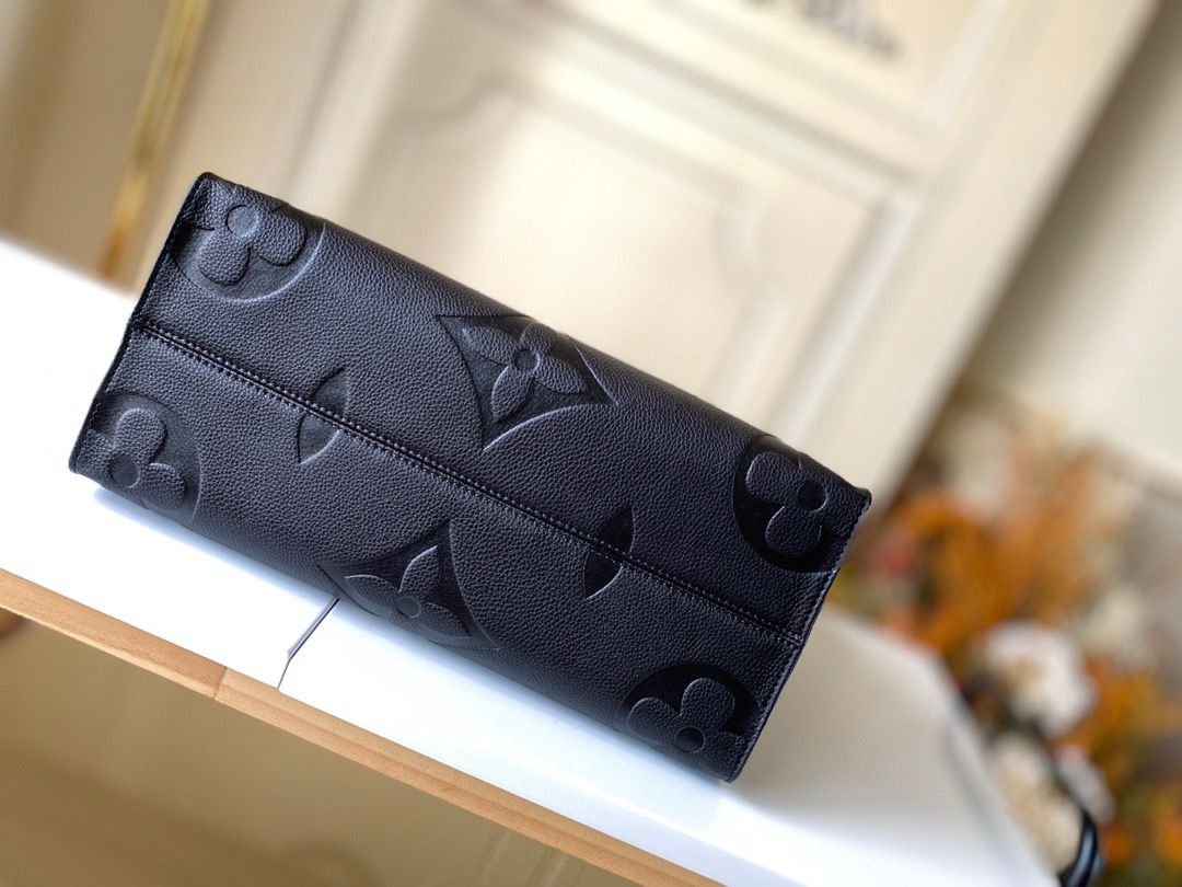 Louis Vuitton On The Go MM 34cm