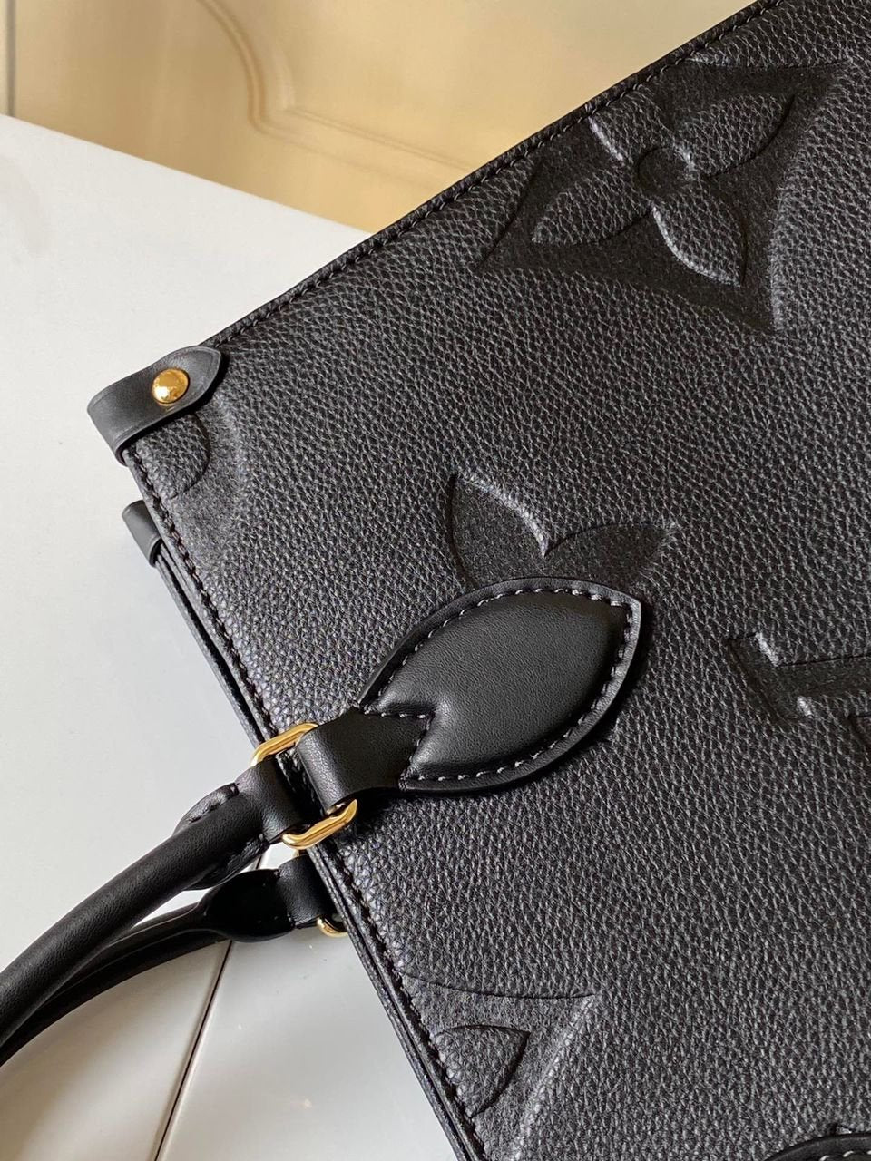 Louis Vuitton On The Go MM 34cm