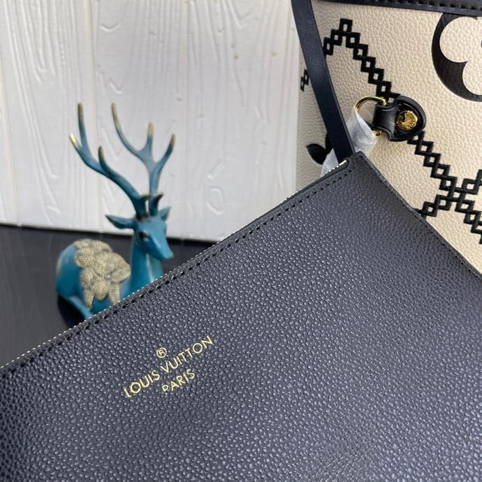 Louis Vuitton Neverfull MM M46039 31cm Cream Beige/Black