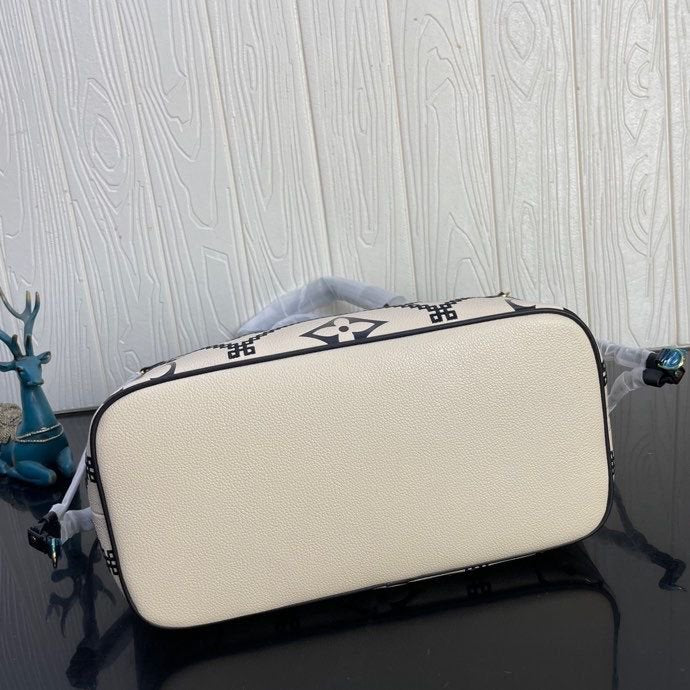 Louis Vuitton Neverfull MM M46039 31cm Cream Beige/Black