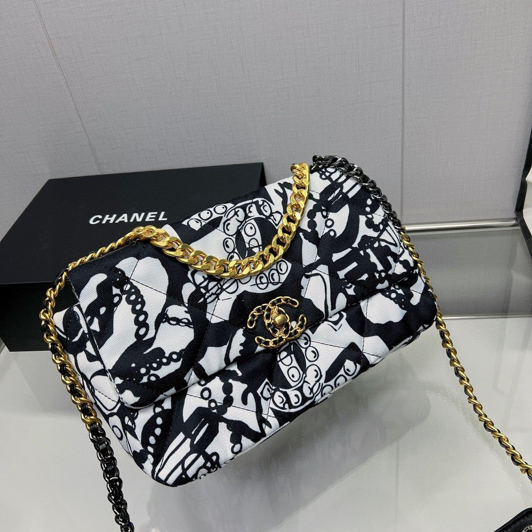 Chanel Flap Bag 30cm Black And White