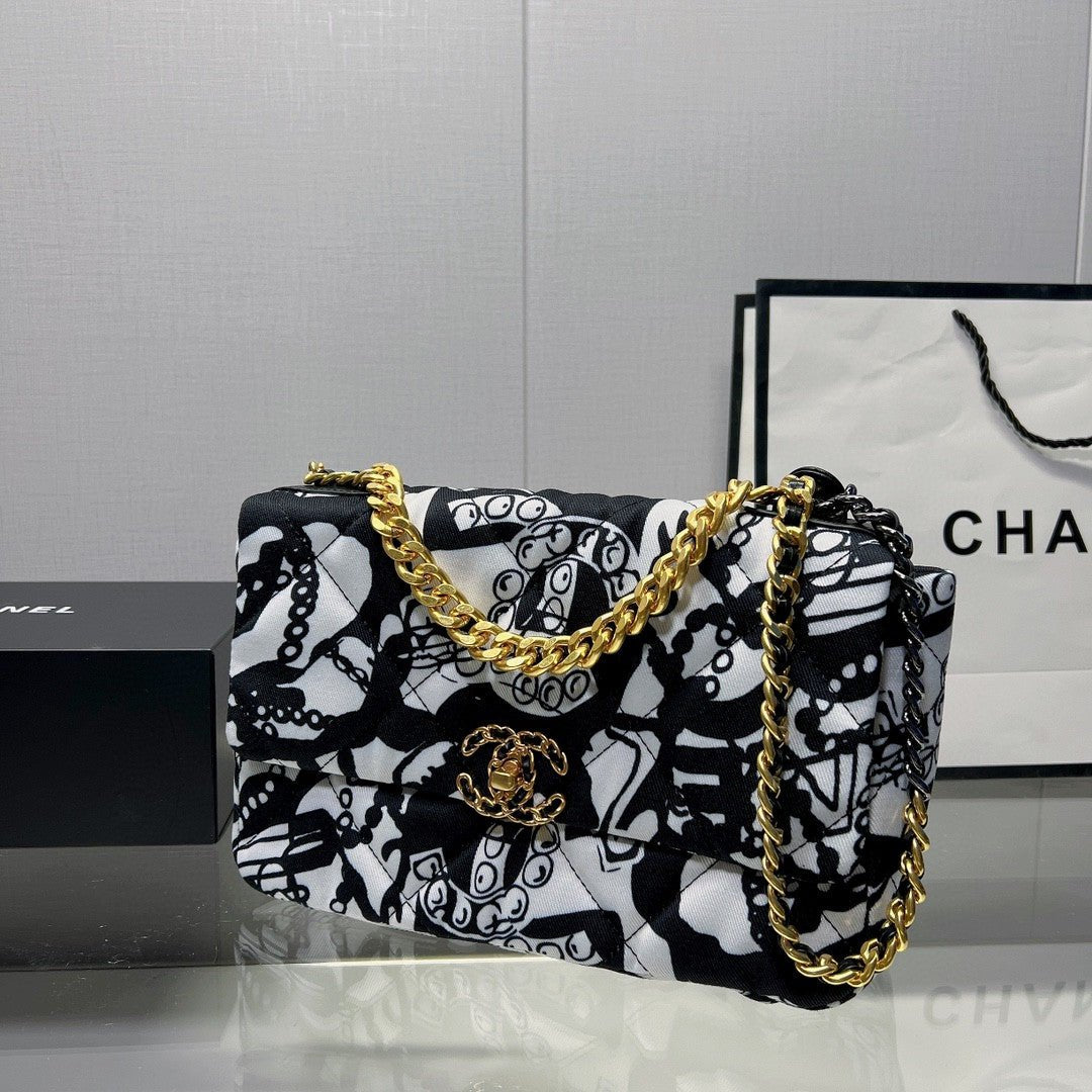 Chanel Flap Bag 30cm Black And White