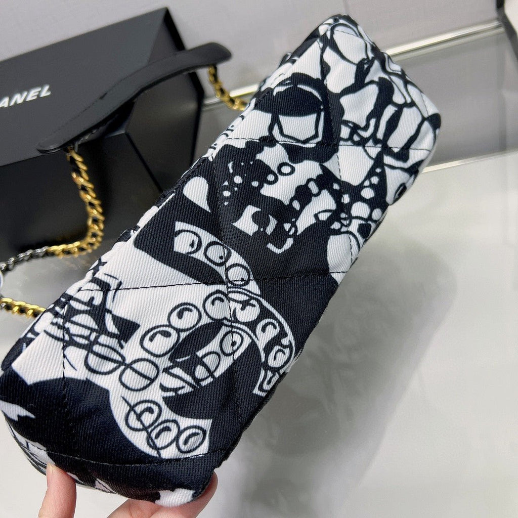 Chanel Flap Bag 30cm Black And White