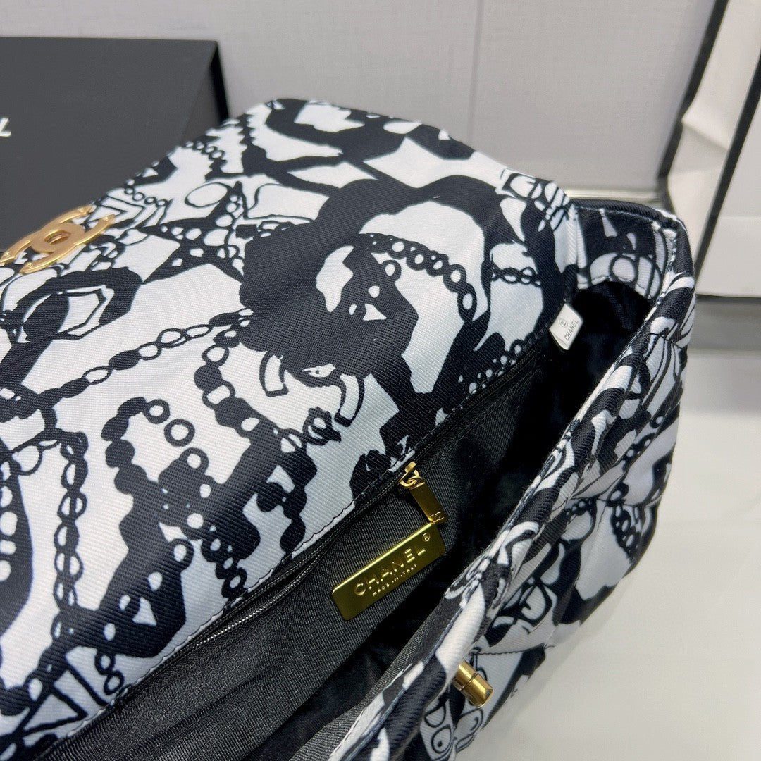 Chanel Flap Bag 30cm Black And White