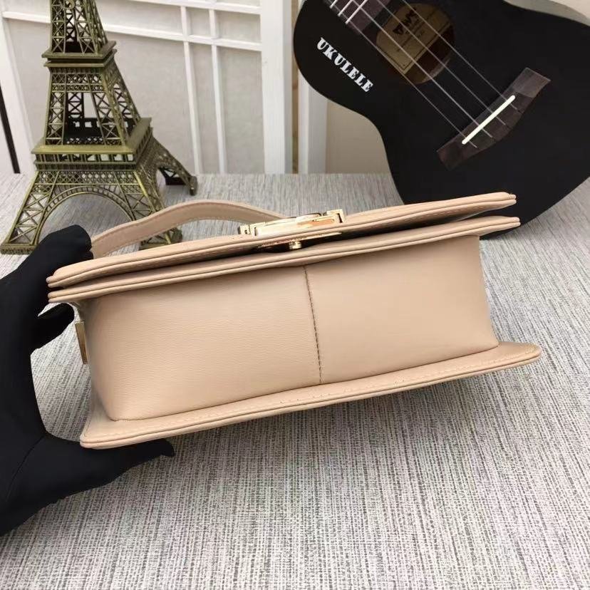Chanel Medium Classic Flapbag 25cm