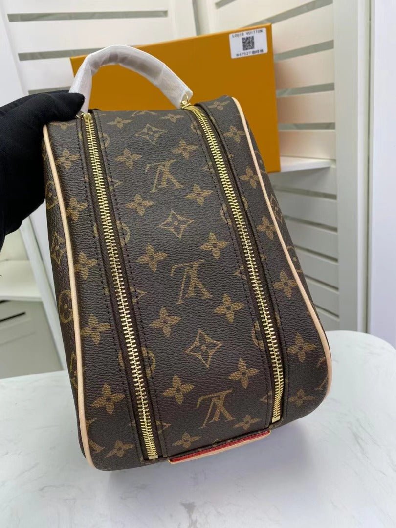 Louis Vuitton King Size Toiletry Bag 28cm Monogram Canvas Spring/Summer Collection M47528 Brown