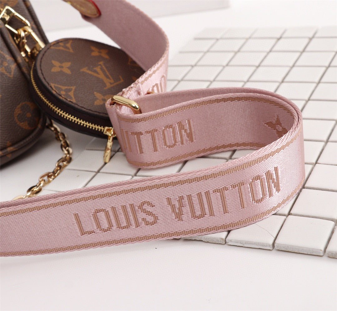 Louis Vuitton Multi Pochette Accessoires Monogram Canvas Fall/Winter Collection M44840 Rose Clair