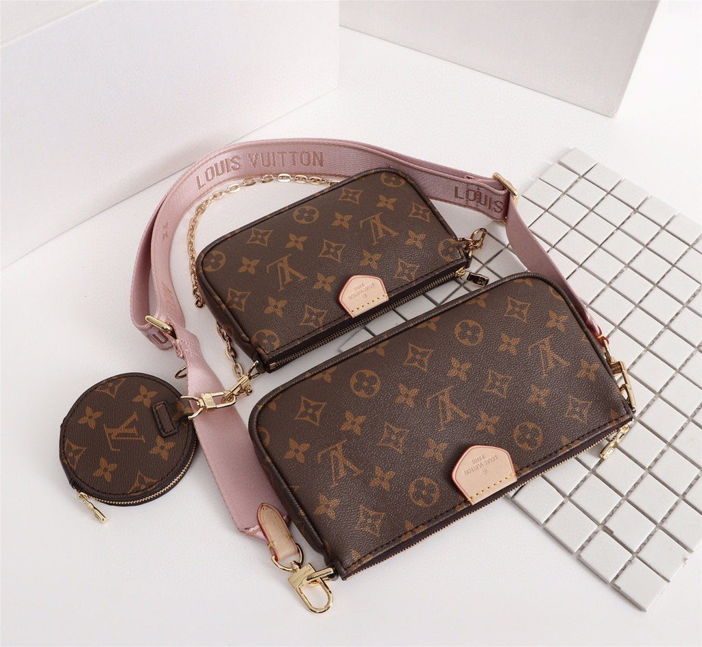 Louis Vuitton Multi Pochette Accessoires Monogram Canvas Fall/Winter Collection M44840 Rose Clair