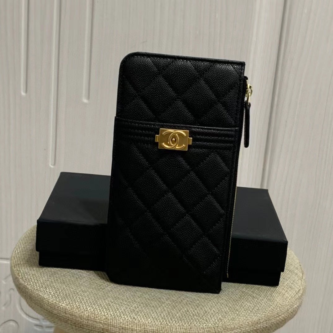 Chanel Coco Clutch Bag 19cm Gold Toned Hardware CC