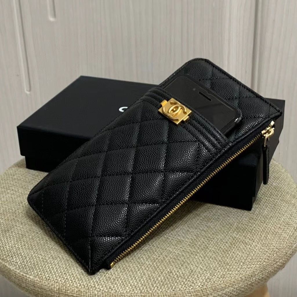 Chanel Coco Clutch Bag 19cm Gold Toned Hardware CC