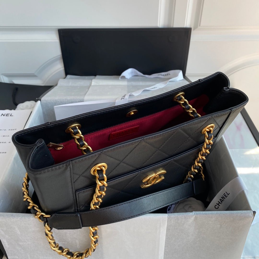 Chanel Maxi Shopping Bag 30cm Black