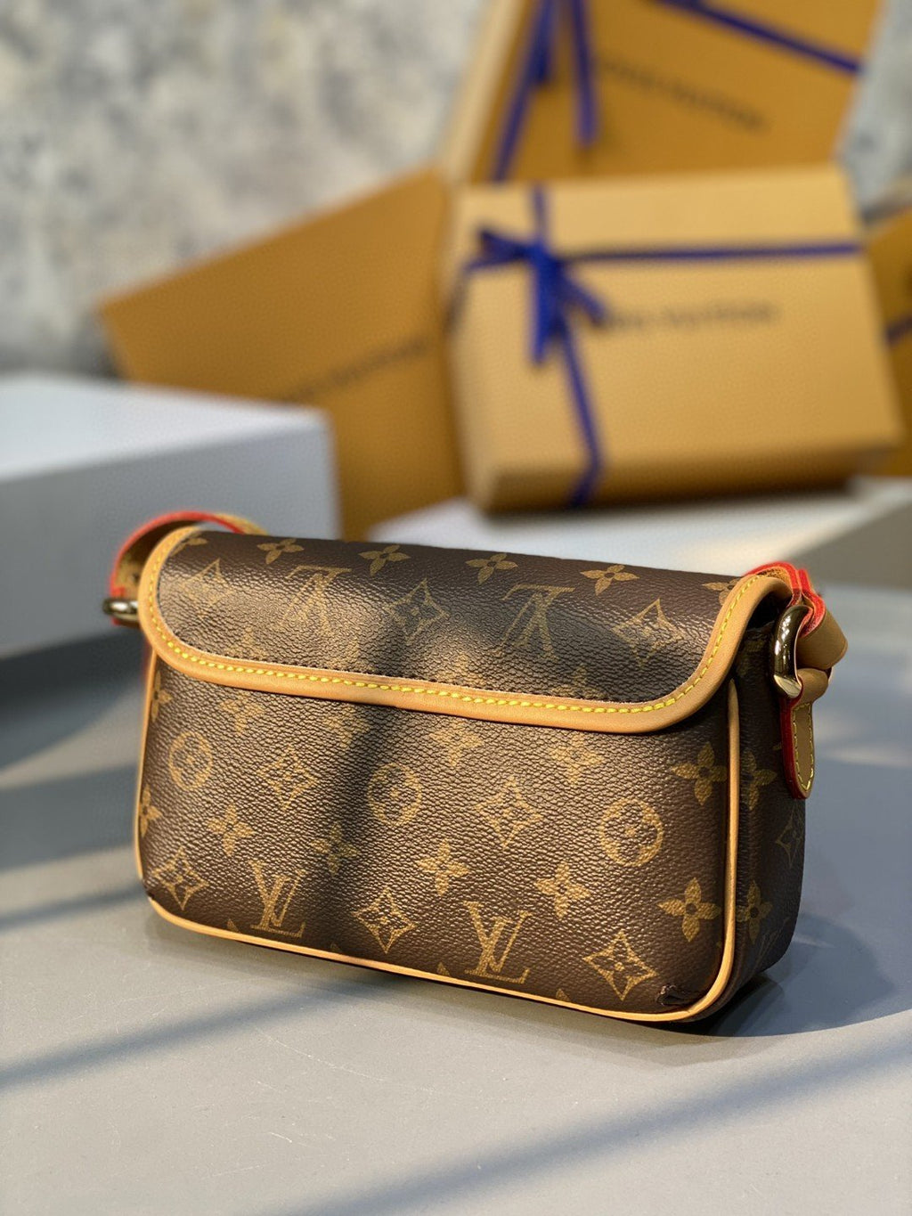 Louis Vuitton Tikal PM Monogram Canvas For Women, Women’s Handbags, Shoulder Bags 23cm LV M40078