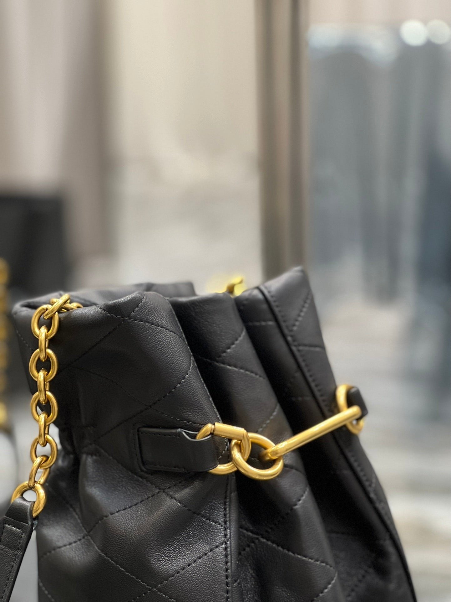 Saint Laurent Le Maillon Bucket Bag 27cm