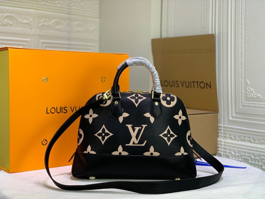 Louis vuitton ALMA Monogram 35cm Black