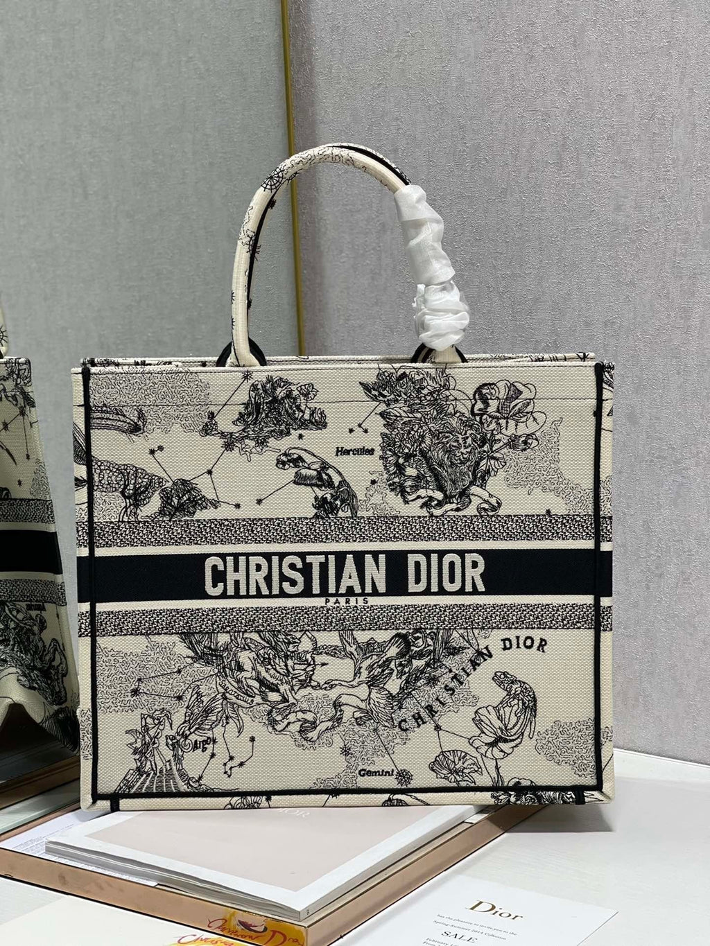 Christina Dior Book Tote Bag 41 cm Black/Beige