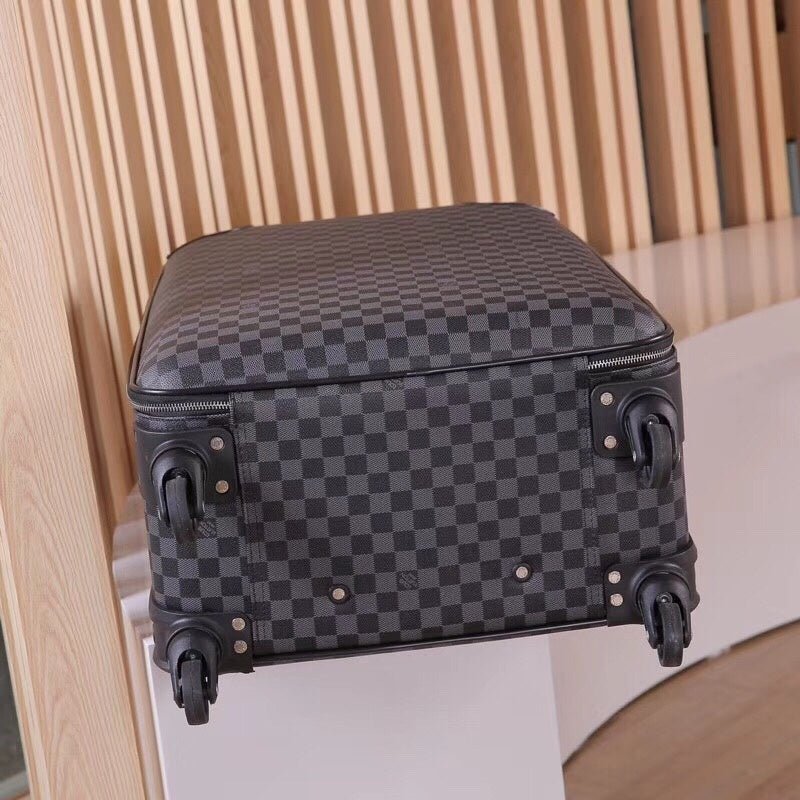 Louis Vuitton Exqusite Travelling Luggages 24 Inch Black