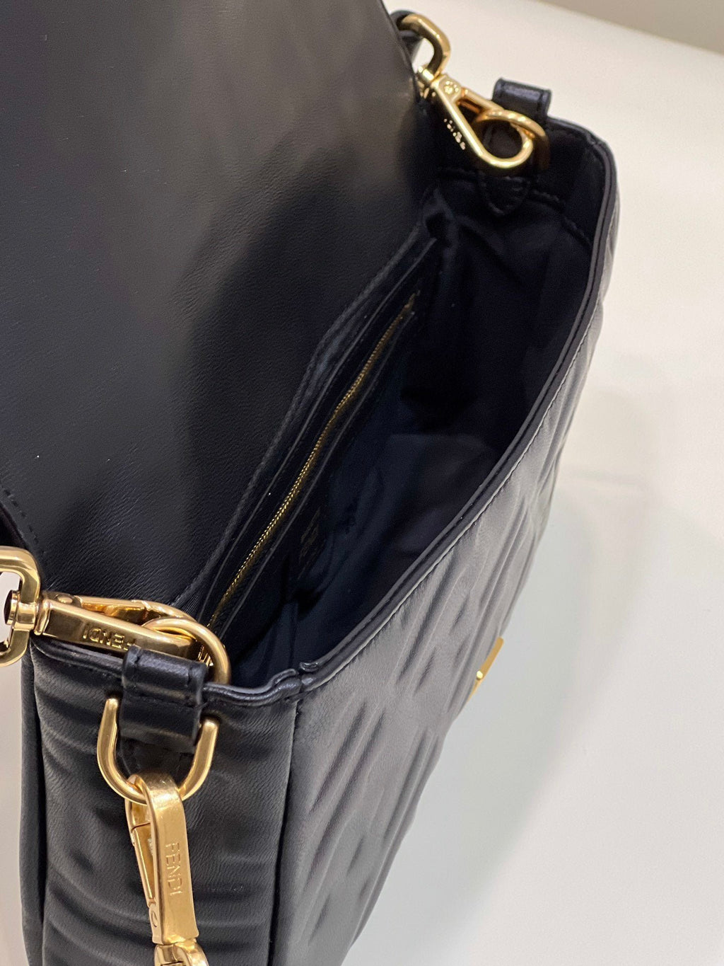 Fendi Baguette Midi 27cm Black