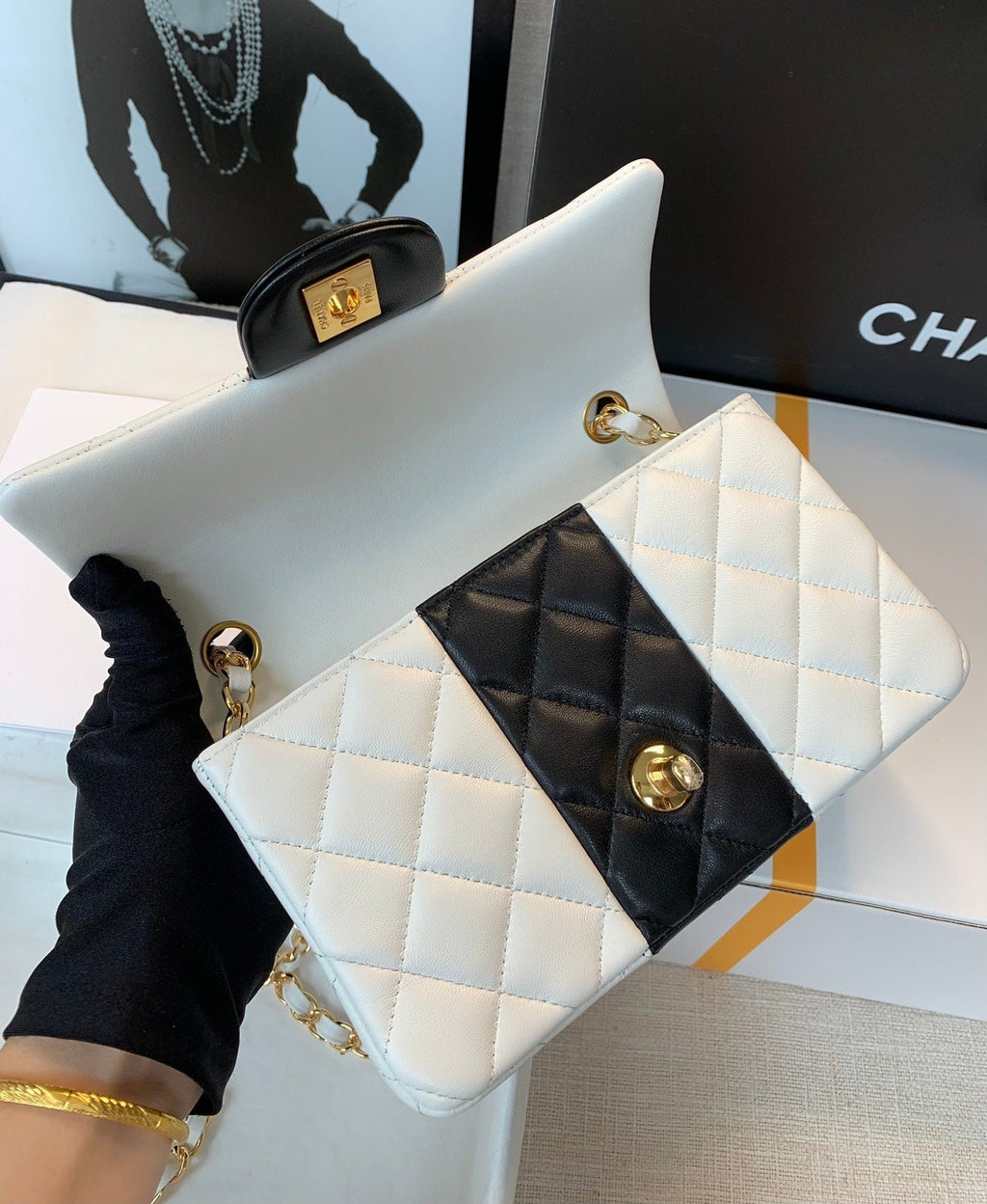 Chanel Mini Flap Bag 20cm White