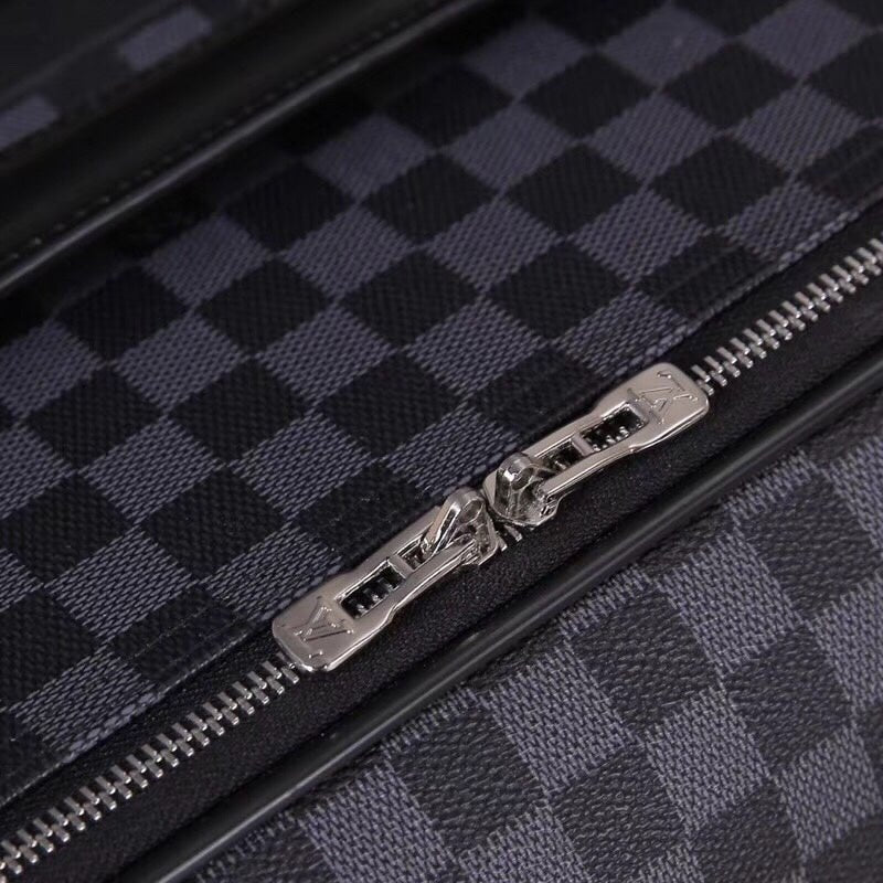 Louis Vuitton Exqusite Travelling Luggages 24 Inch Black