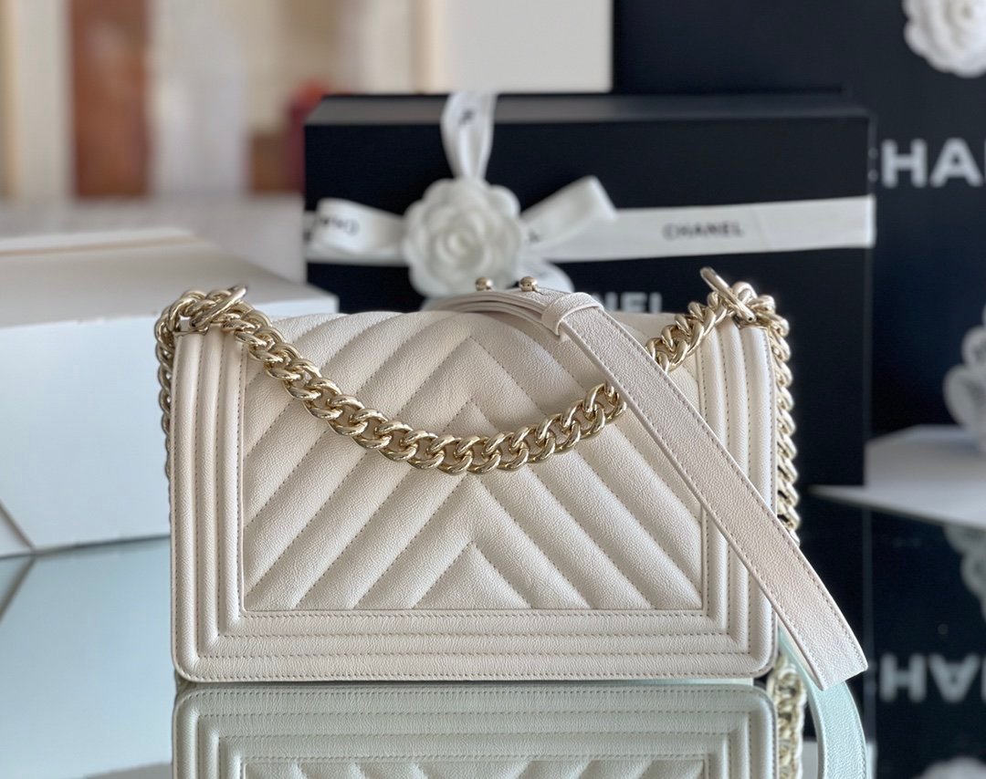 Chanel Medium Classic Flapbag 25cm White