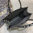 Christian Dior Book Tote Bag 42 cm Black/White