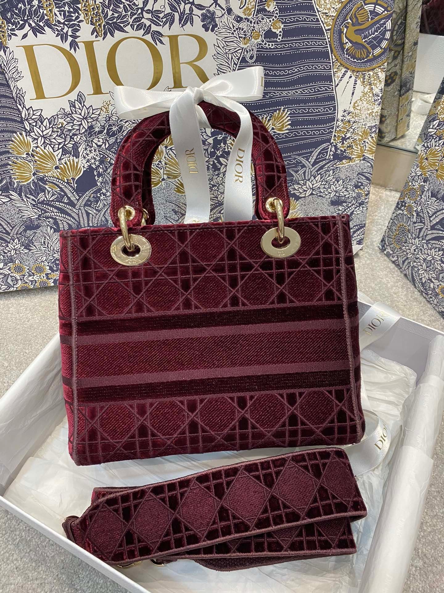 Christian Dior Red Handle Bag 24cm
