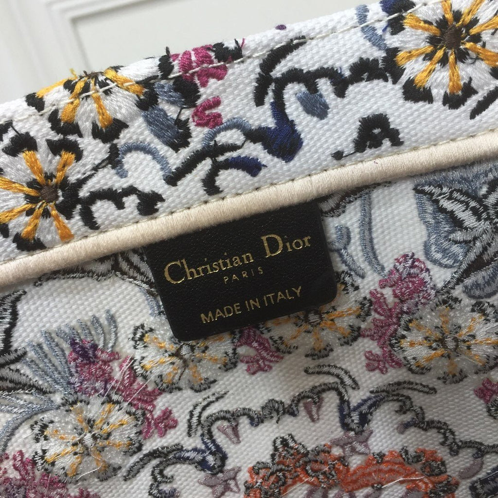 Christian Dior Book Tote 42 cm White